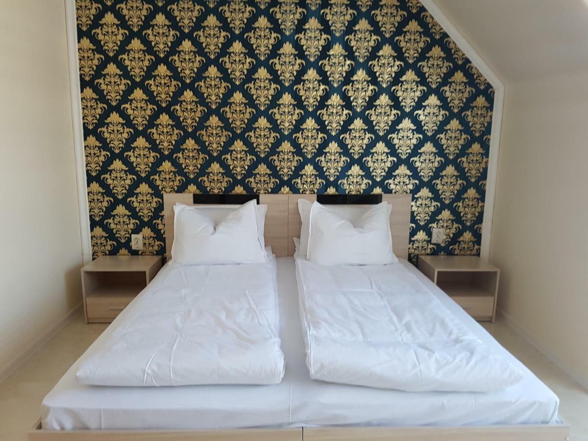 Guesthouse Zanier Nesebar Bagian luar foto